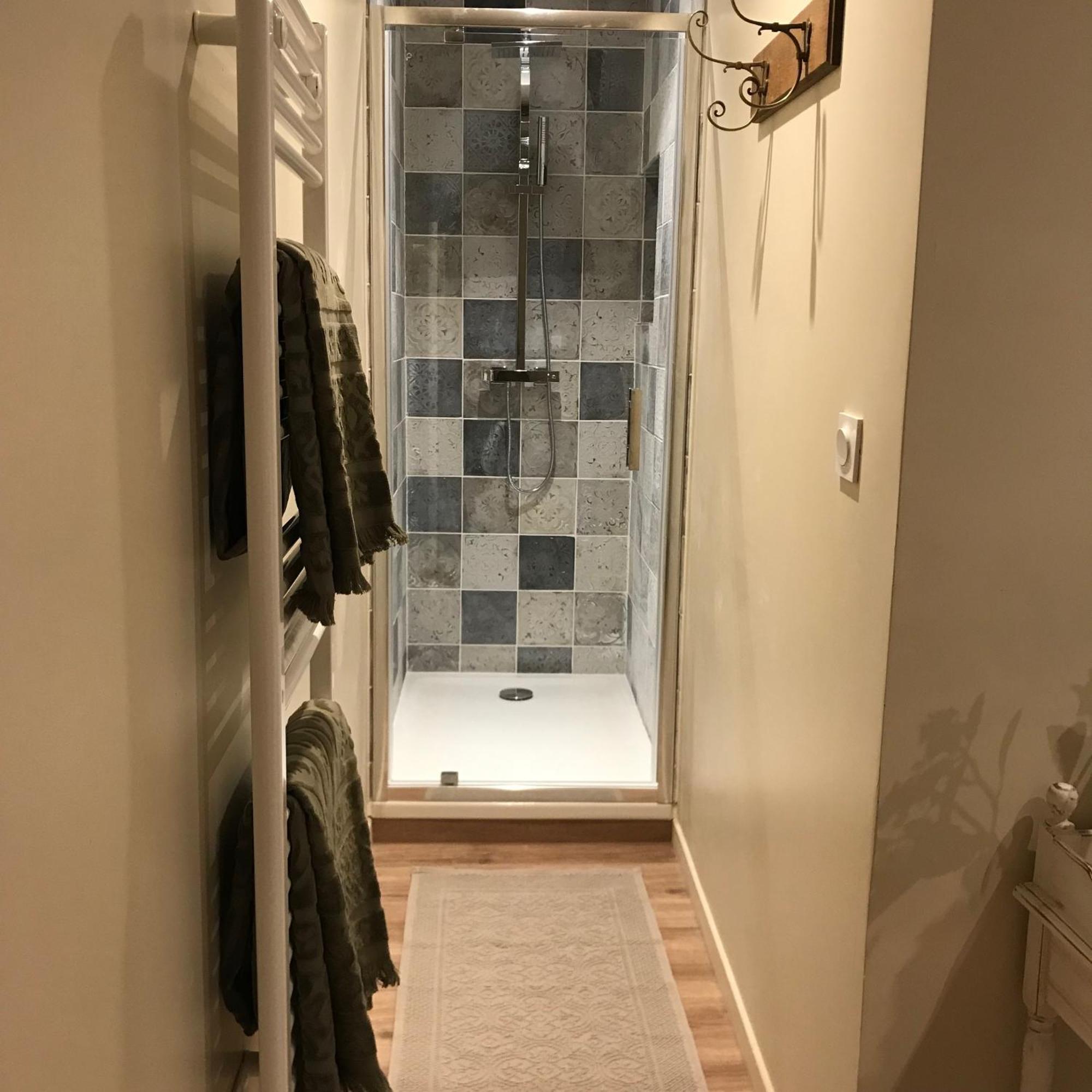 แปร์เลอ ป็องปิล Apartment ดีน็อง ห้อง รูปภาพ